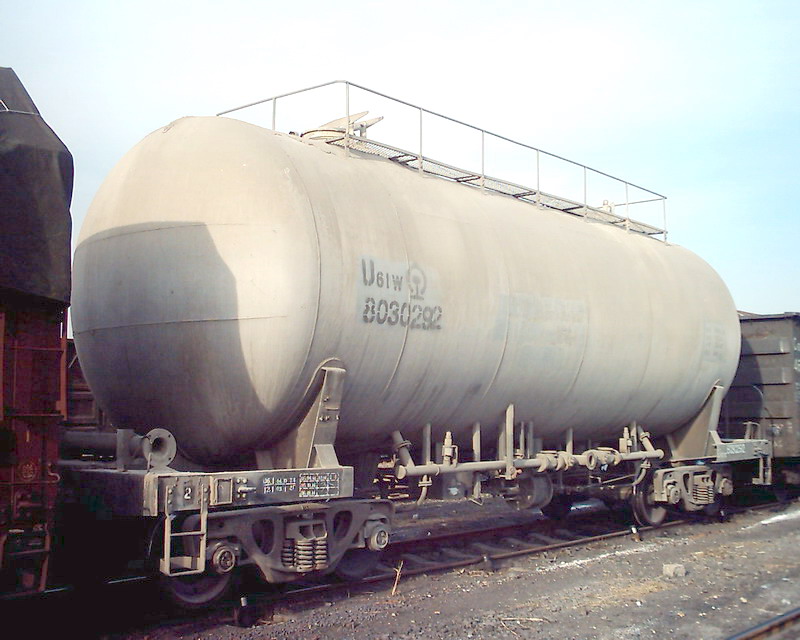 J_0978 U61W.jpg